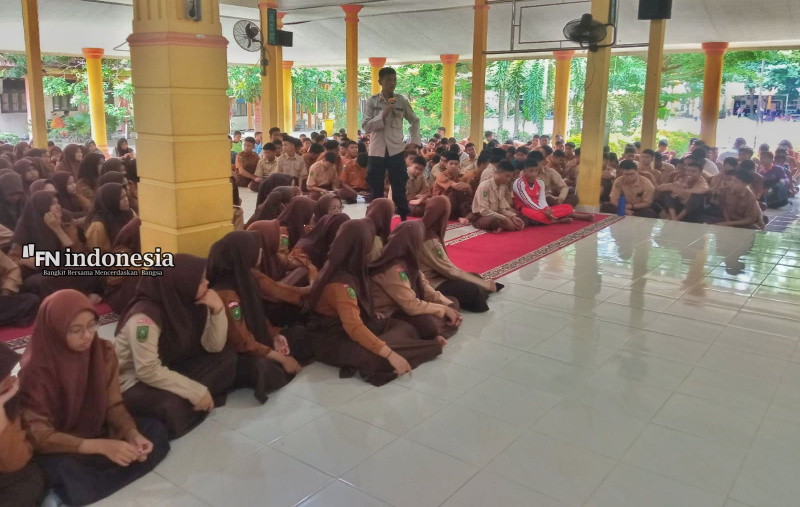 Gandeng MUI, Polsek Rumbai Pesisir Edukasi SMK N 7 Akan Bahaya Judi dan Game Online