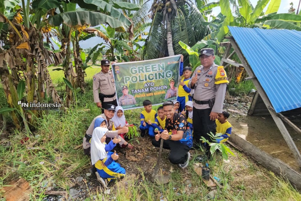 Tanam Pohon di Sekolah, Polsek Batu Hampar Tanamkan Nilai Cinta Lingkungan Lewat Sosialisasi Green Policing