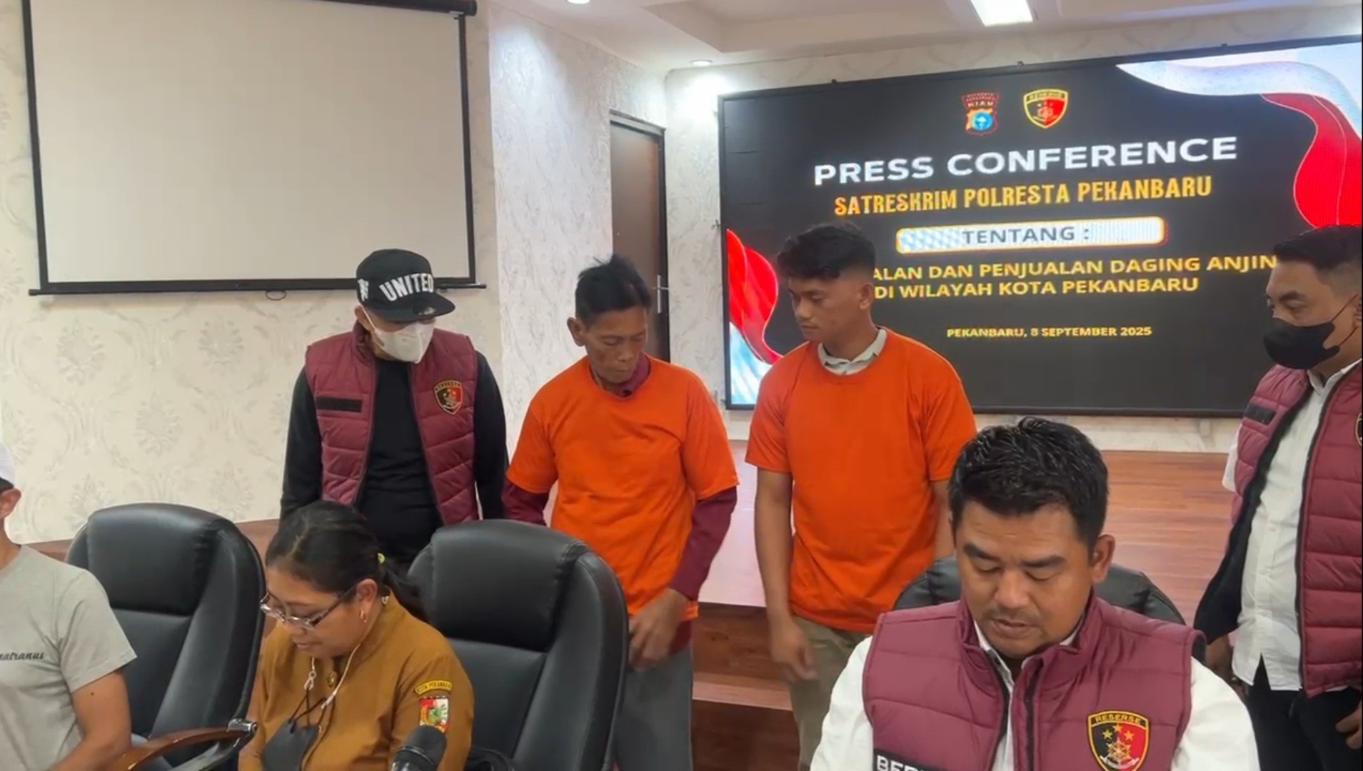 Polisi Bongkar Praktik Jagal Anjing Ilegal di Pekanbaru, Dua Pelaku Ditangkap
