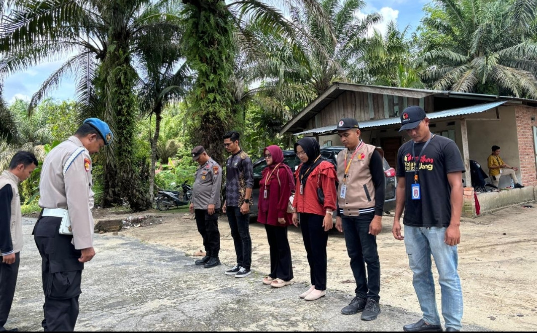 Polsek Sungai Mandau Amankan Kampanye Dialogis Pilkada Siak di Kampung Lubuk Jering