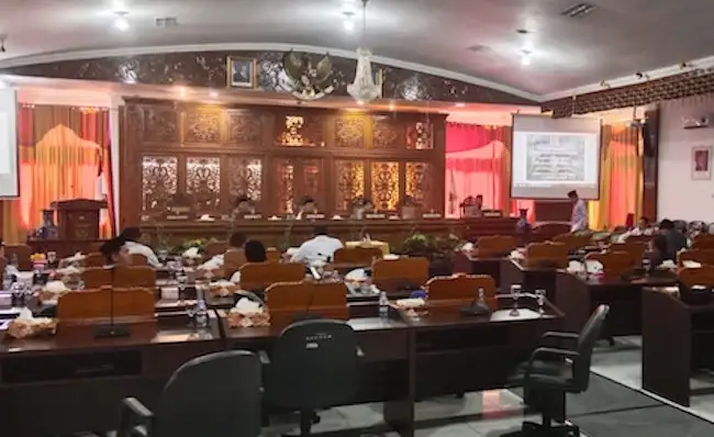 Dihadiri 7 Anggota, Paripurna Pengesahan OPD Baru Kuansing Kembali Gagal
