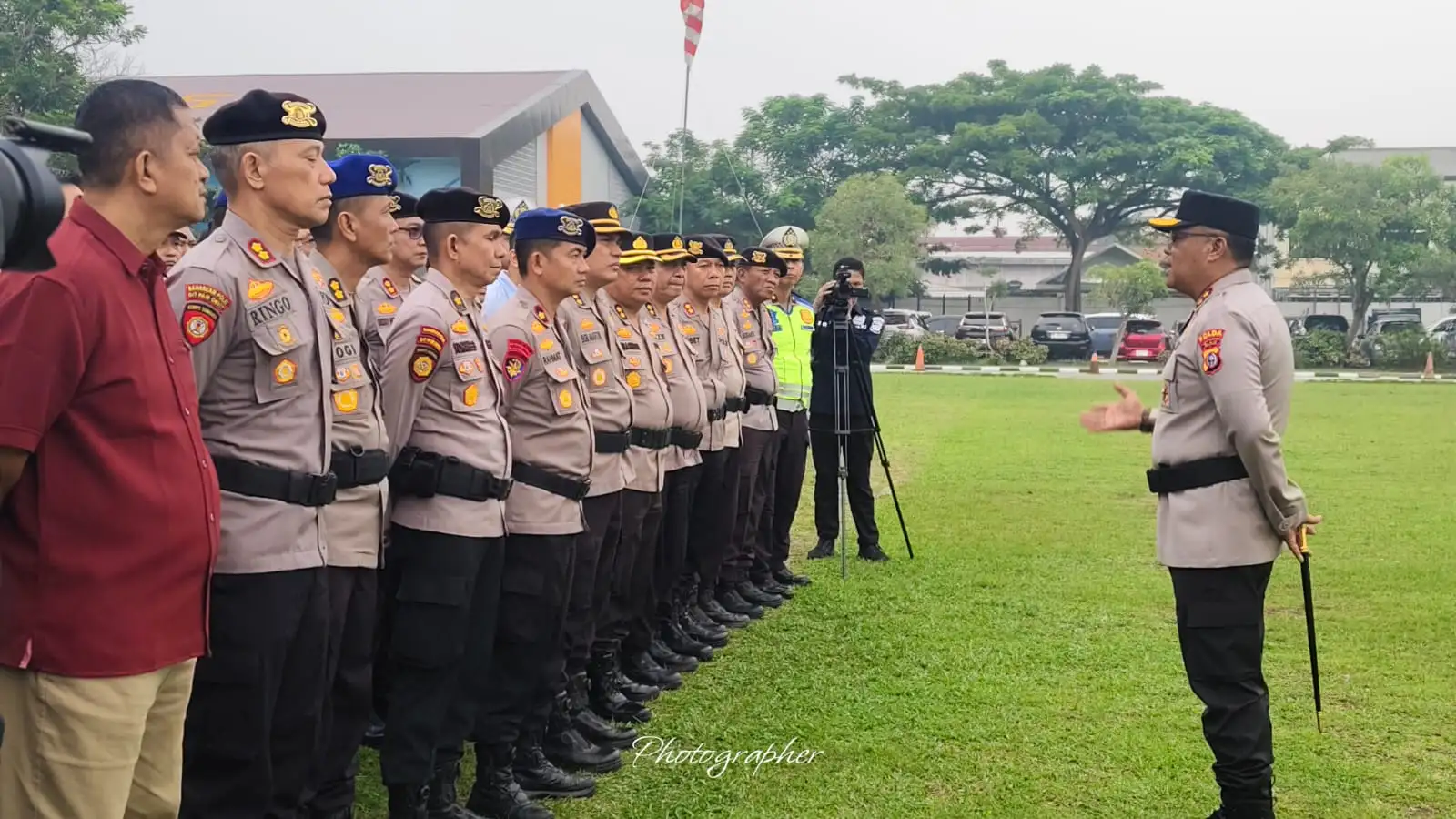 Irjen Arman Achdiat Pimpin Apel Siaga Antisipasi Unjuk Rasa, Tekankan Pengamanan Humanis dan Profesional